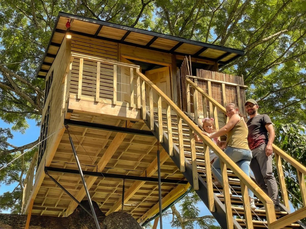 Vila Casa En El Arbol Utica Exteriér fotografie